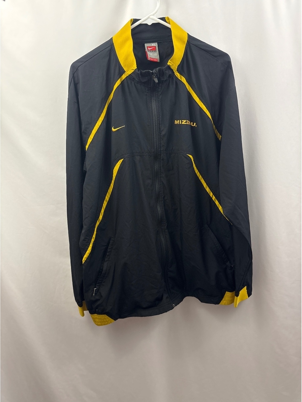 Nike Team Mizzou Size XL MU Tigers SEC Black Yellow Windbreaker Jacket Big 12